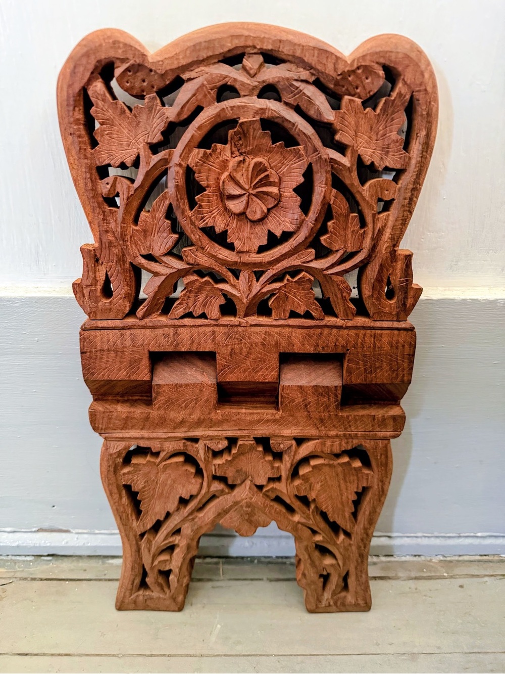 Vintage Hand-Carved Wooden Magazineor Book/Bible holder.